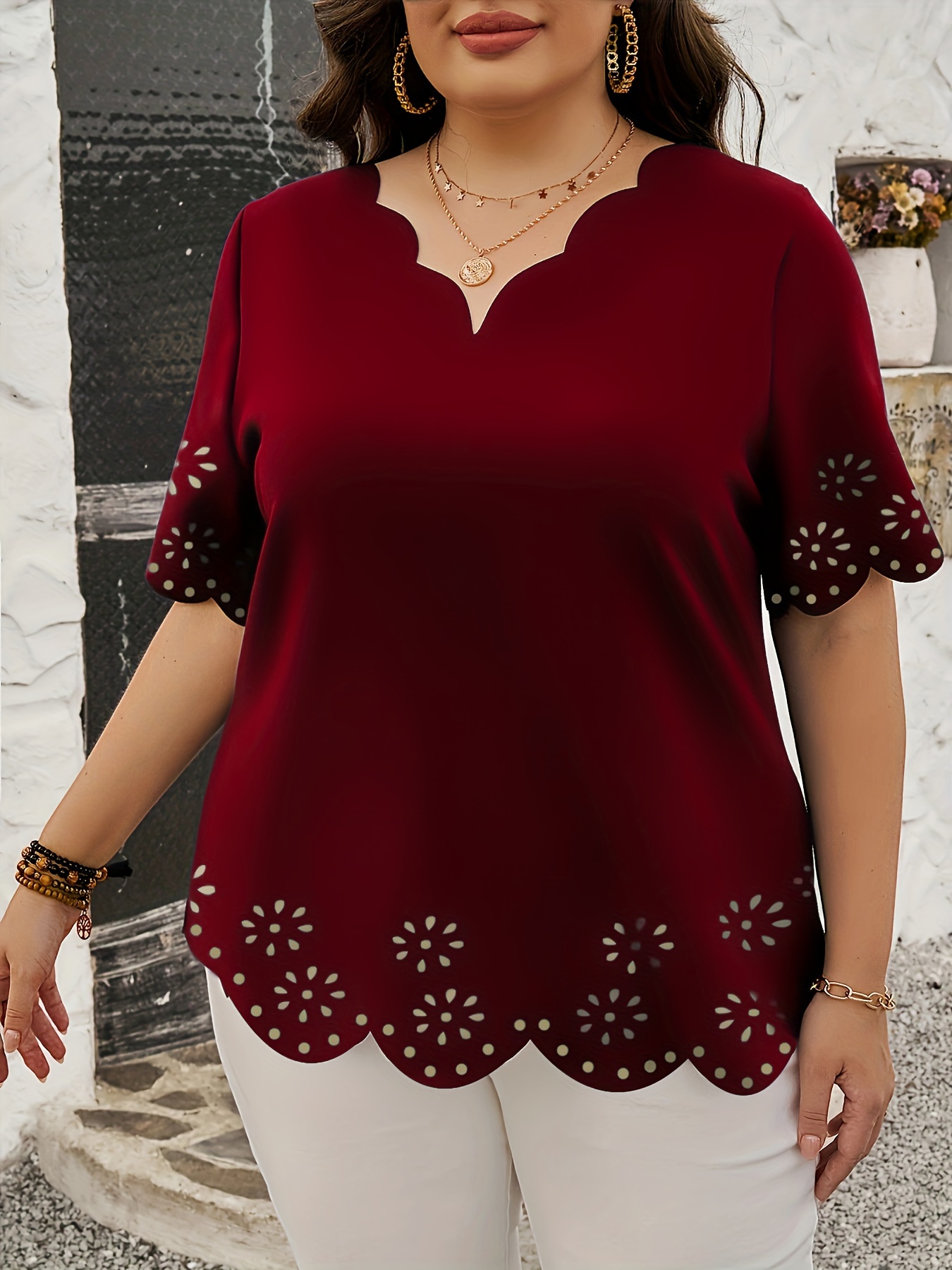 plus size scallop trim cut out blouse casual v neck short sleeve blouse for spring womens plus size clothing details 1