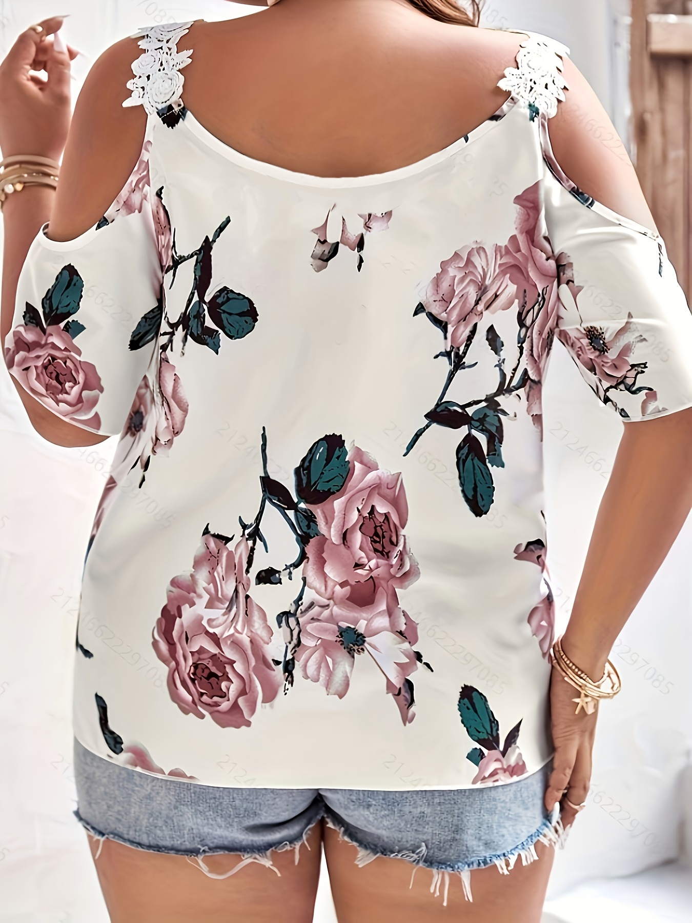 Plus Size Floral Print Blouse, Casual Lace Stitching Cold Shoulder Crew Neck Short Sleeve Blouse, Women s Plus Size Clothing details 0